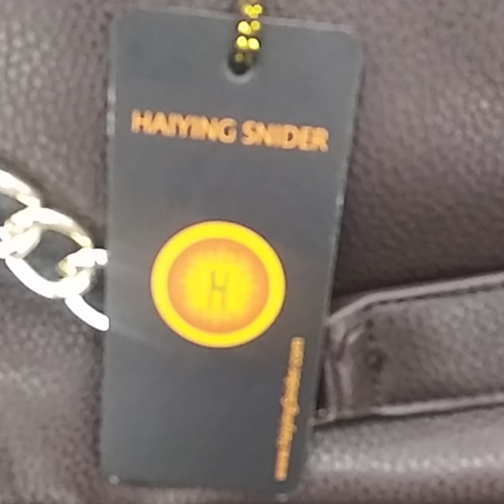 NEW Black & Gold Haiying Snider Purse